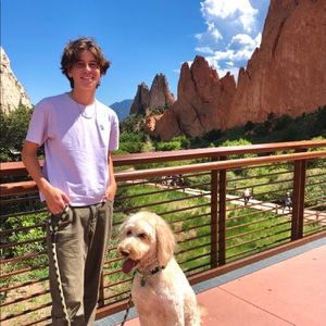 Meet your Posher, Cameron